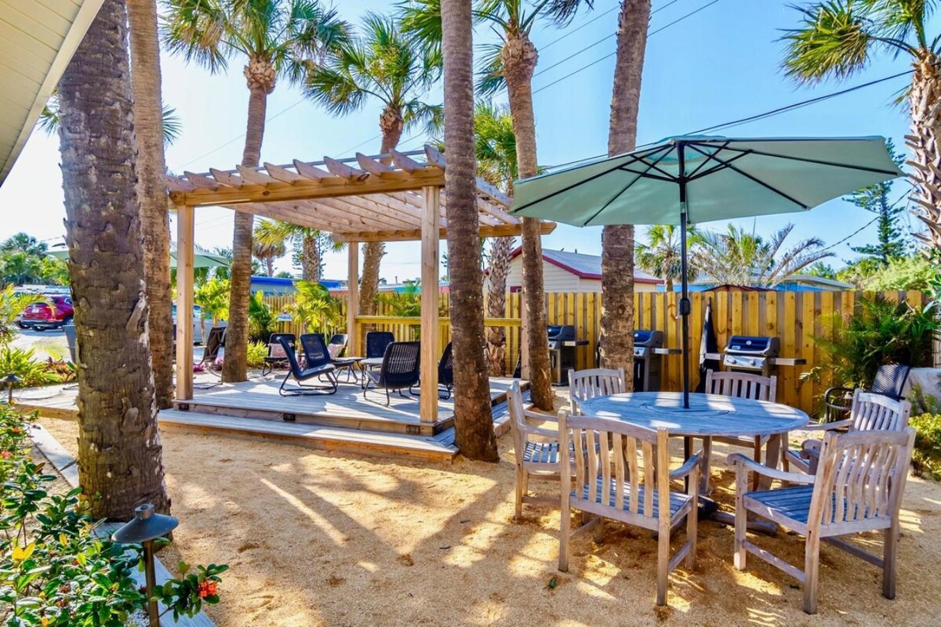 Boutique Vacation Rental Complex At Beach Cocoa Beach Exterior foto